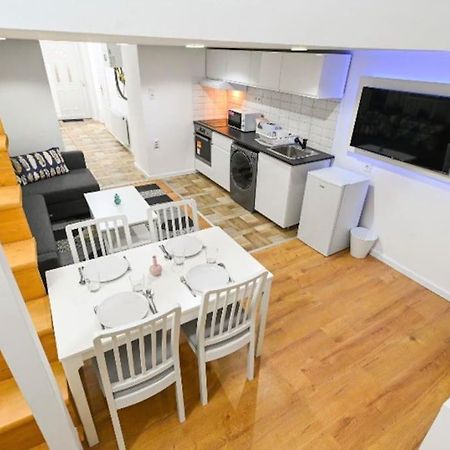 Lovely Studio Flat In Damjanich Street - Leonard Budapest Extérieur photo